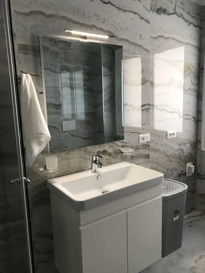 Apartment Brilant Apartament Tirana Albania