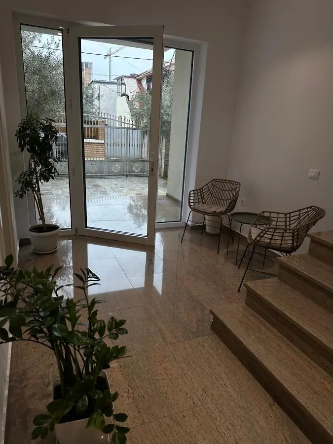 Daire Brilant Apartament Tiran