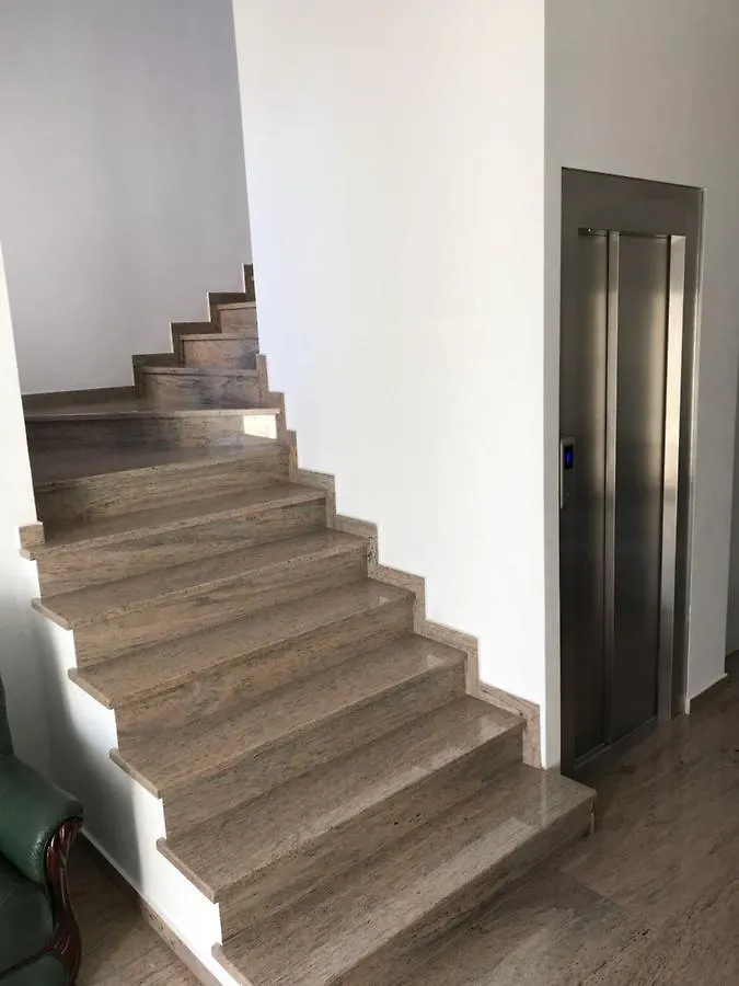 Daire Brilant Apartament Tiran